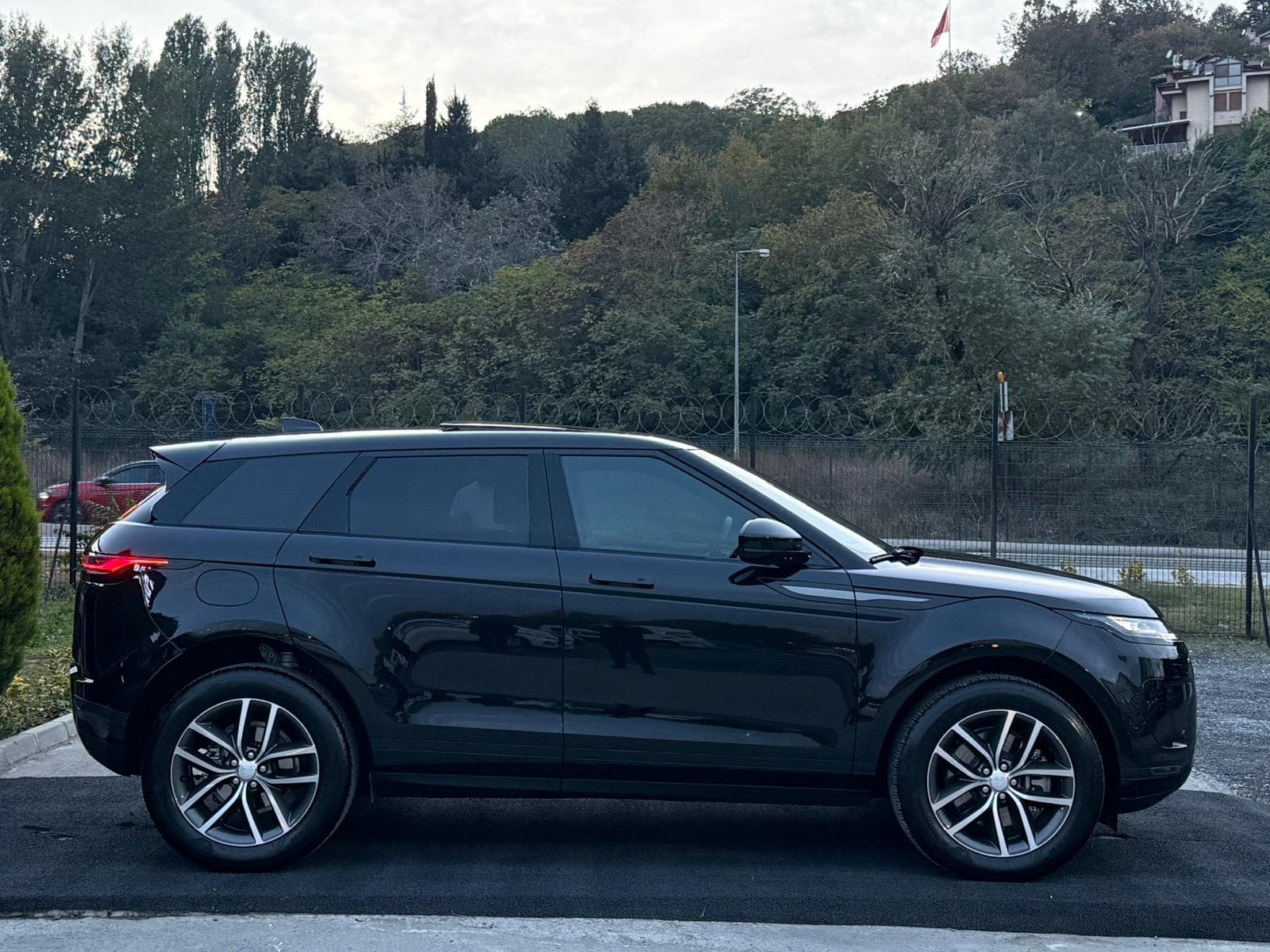 Range Rover Evoque 2025 - fotoğraf 5